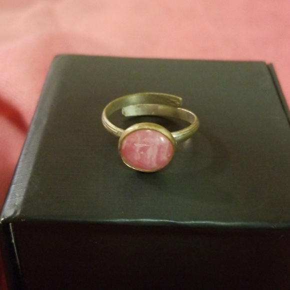 Rhodochrosite ring - Picture 1 of 2